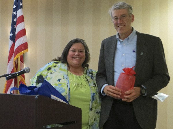 David Kappler receives his award for the volunteer of the year.