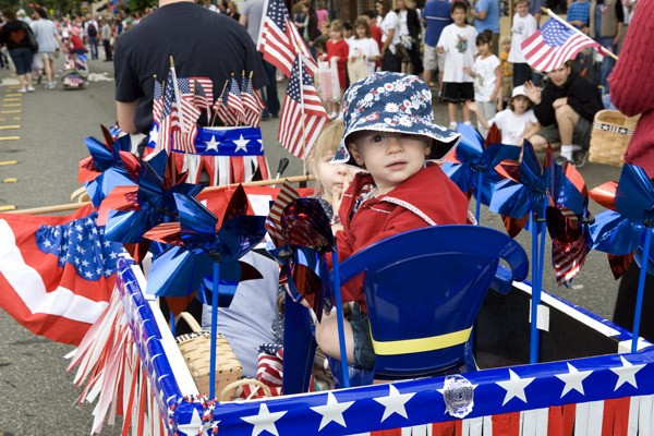 Kids enjoy the Fourth of July parade in Issaquah.