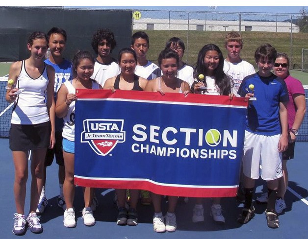 Front – L to R:  Halle Gordon (Issaquah HS)