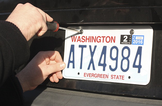 Auto thieves can use other vehicles' plates to conceal a misbegotten car.